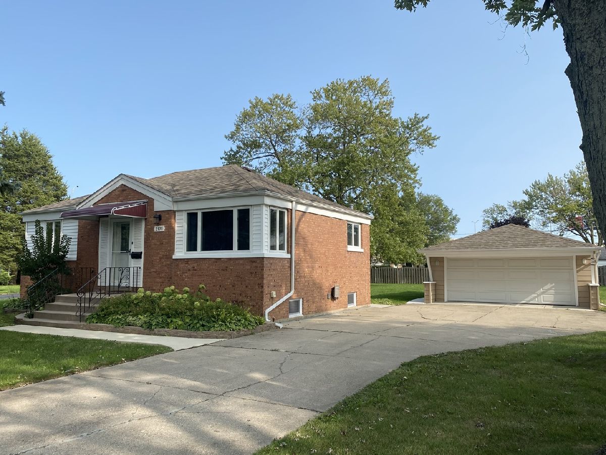  Rented Des Plaines Illinois, 2171 Laura