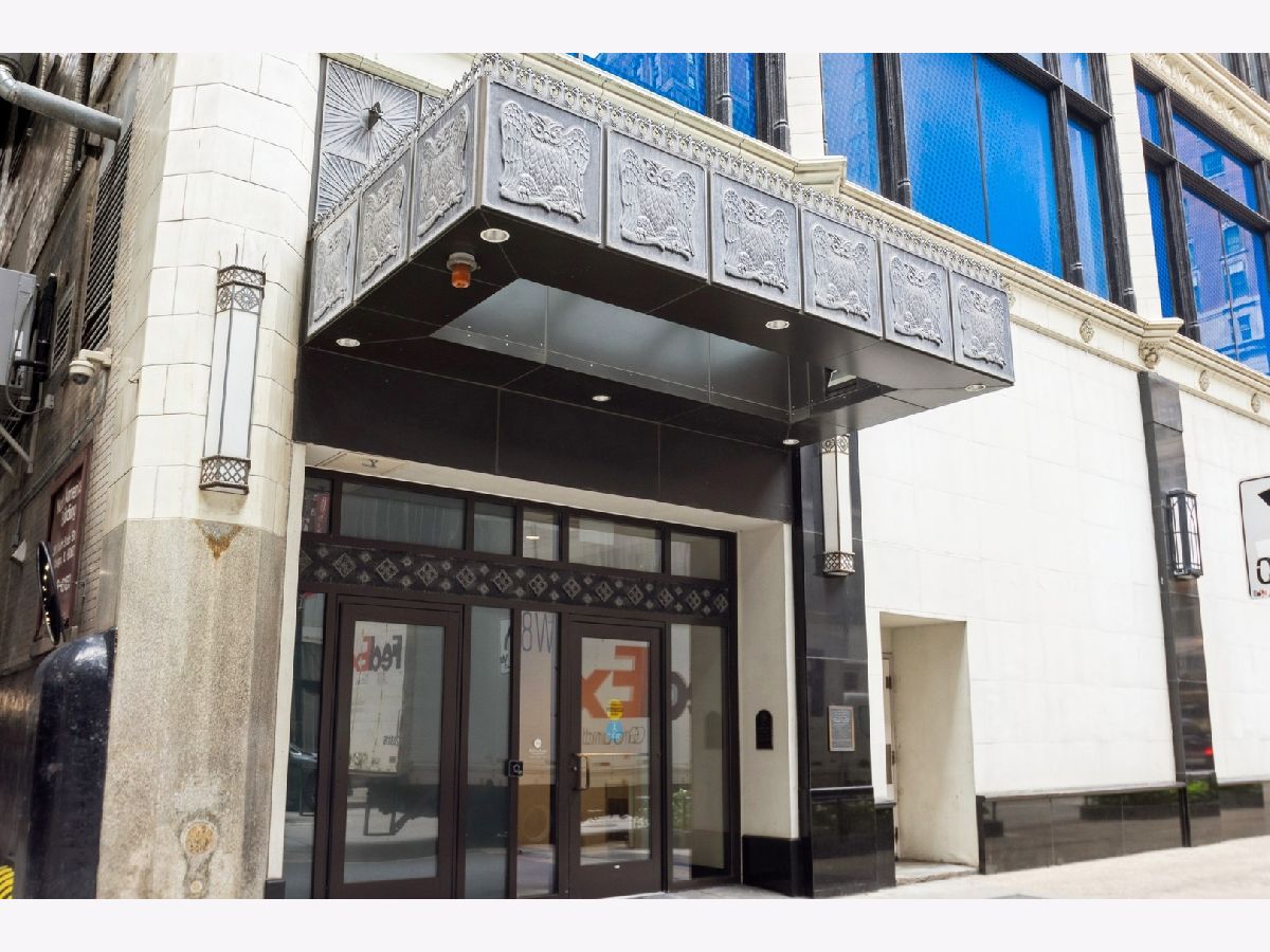  For Sale Chicago Illinois, 8 Monroe Street