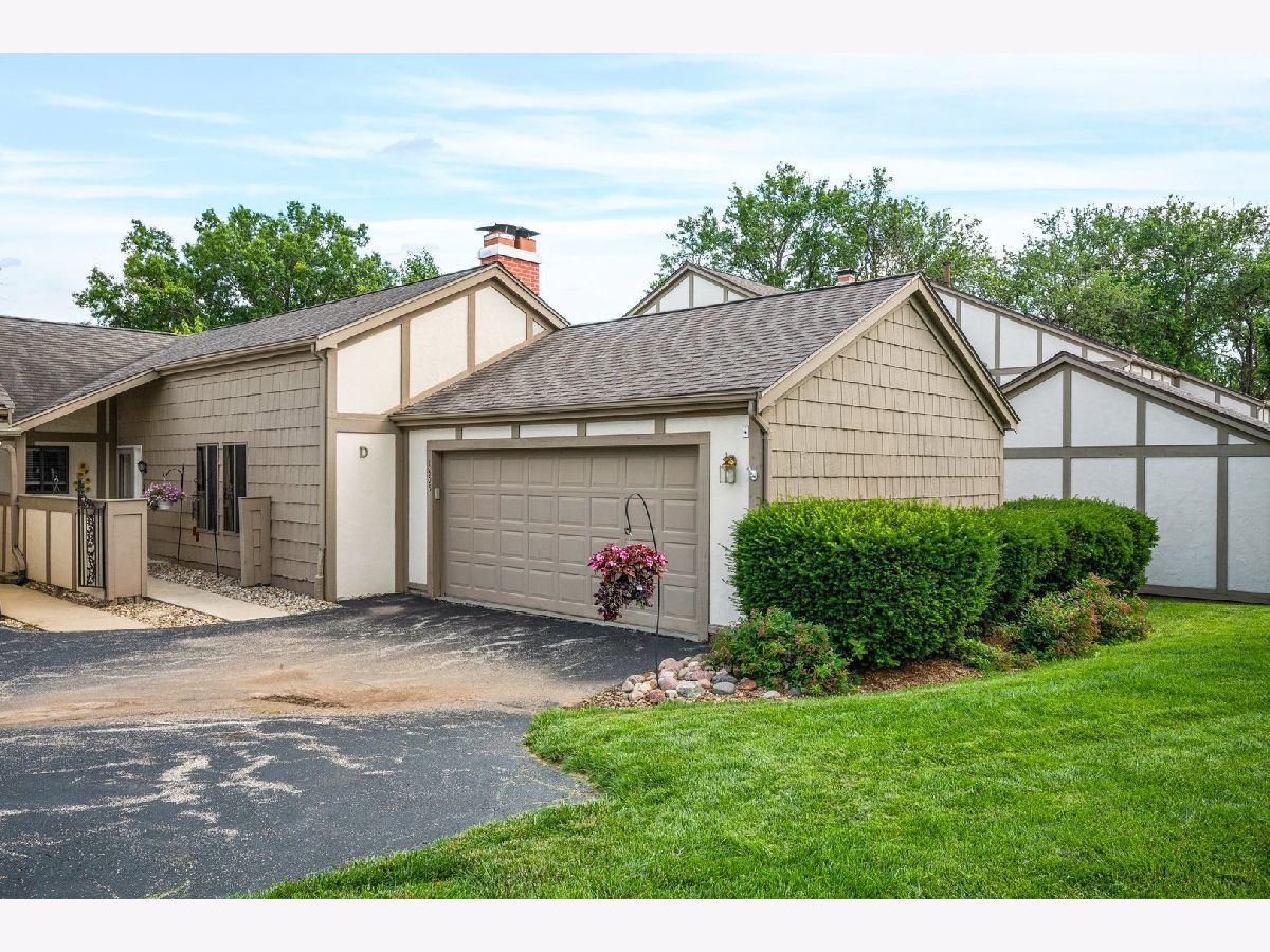 Condos & Townhomes For Sale Stratford Estates Normal Illinois, 1305 Kingsridge Court