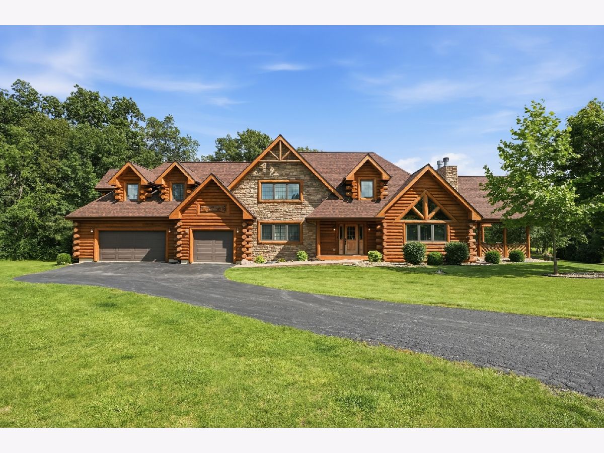  For Sale Grant Park Illinois, 6125 Tulip Lane
