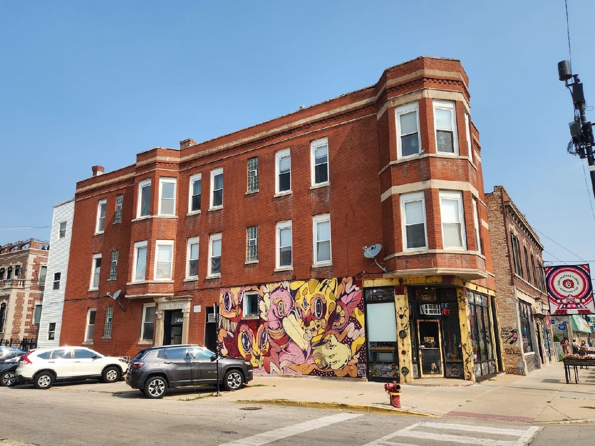  Rented Chicago Illinois, 2404 Superior
