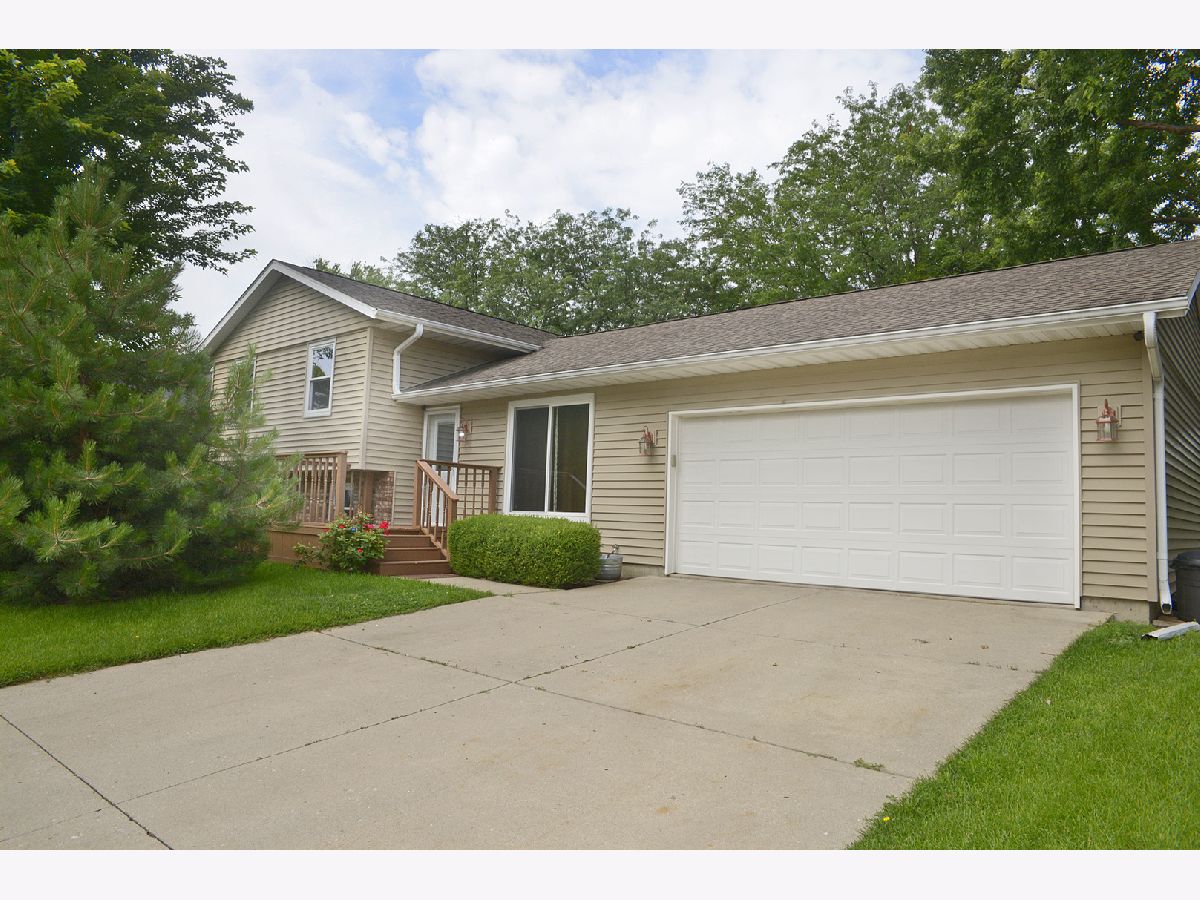  Sold Ottawa Illinois, 1405 Dakota