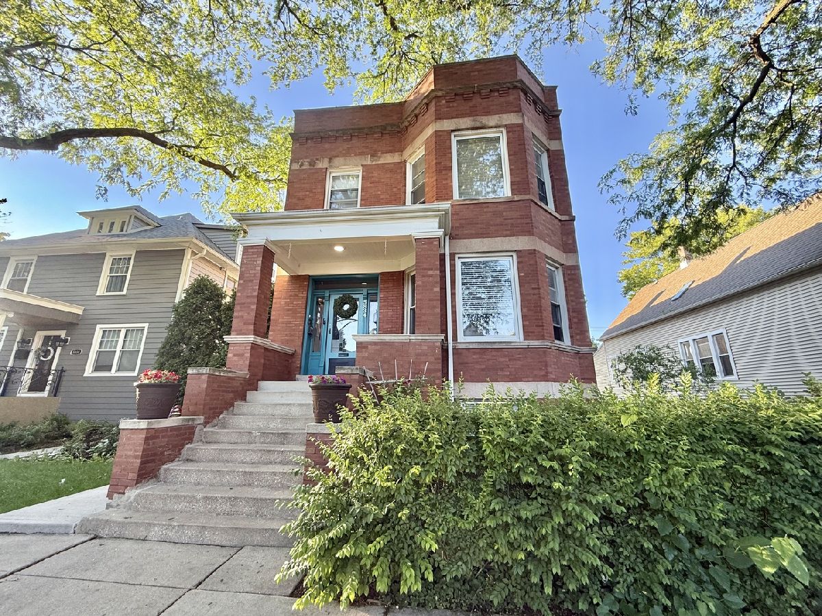  Rented Chicago Illinois, 5834 Dakin