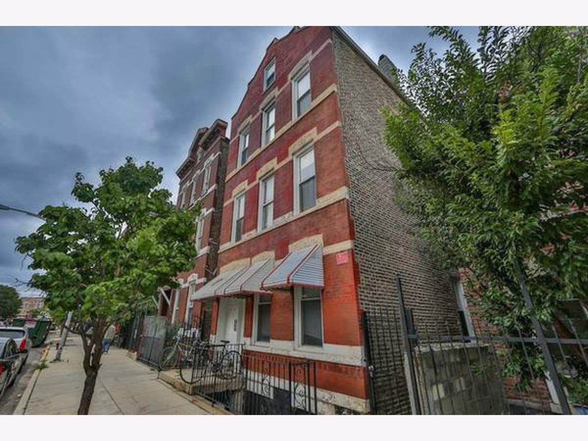  Rented Chicago Illinois, 1322 18th
