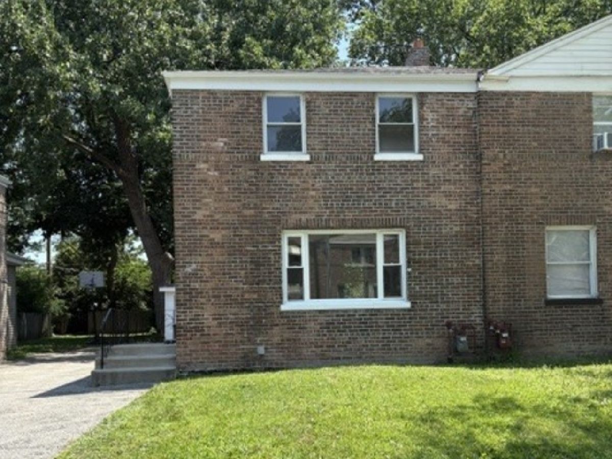  For Sale Chicago Illinois, 9737 Merrill Avenue