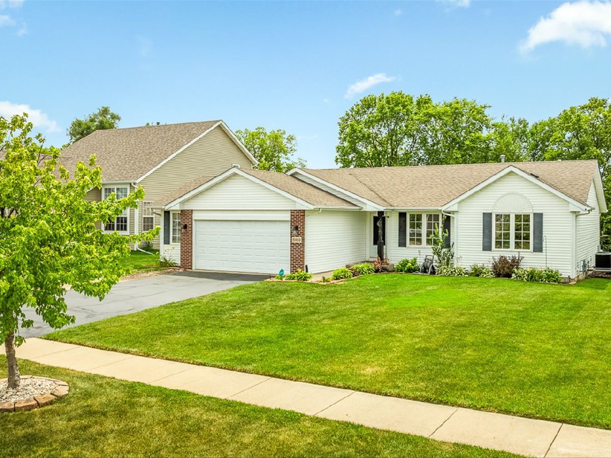  For Sale Machesney Park Illinois, 8460 Crooked Bend Road