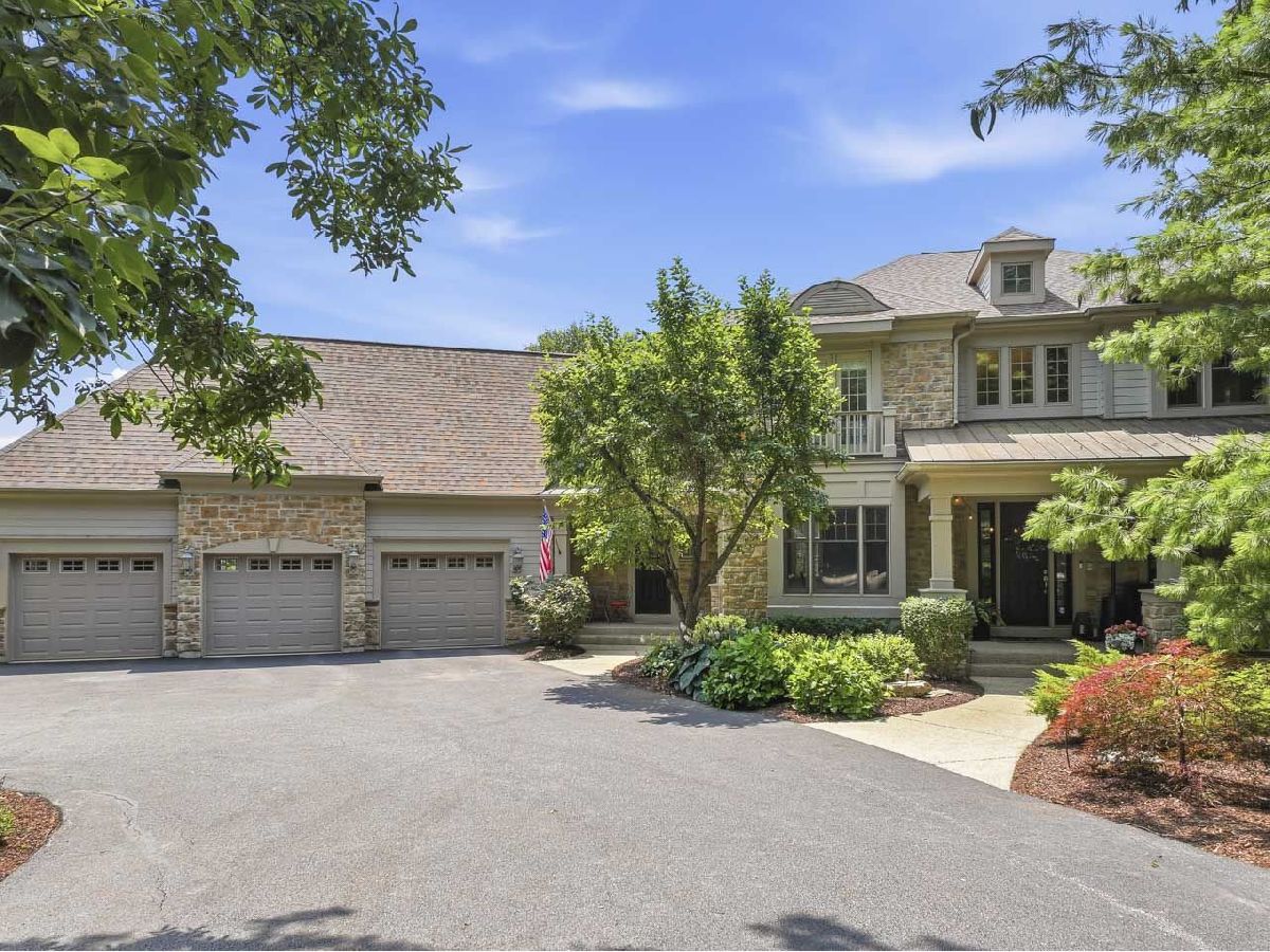  For Sale Hawthorn Woods Illinois, 24145 Milton Road