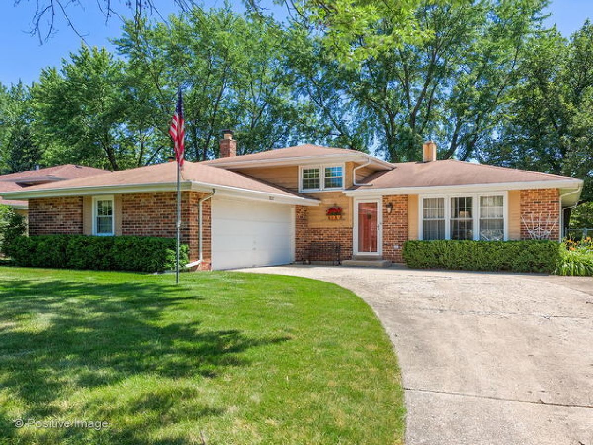  For Rent Downers Grove Illinois, 7827 Rohrer