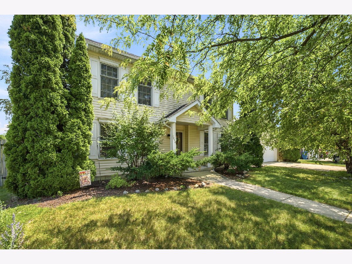  For Sale Morris Illinois, 1613 Locust Road