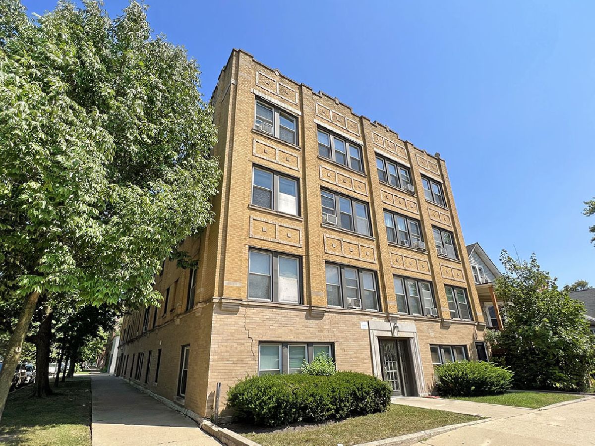  Rented Chicago Illinois, 3853 Schubert