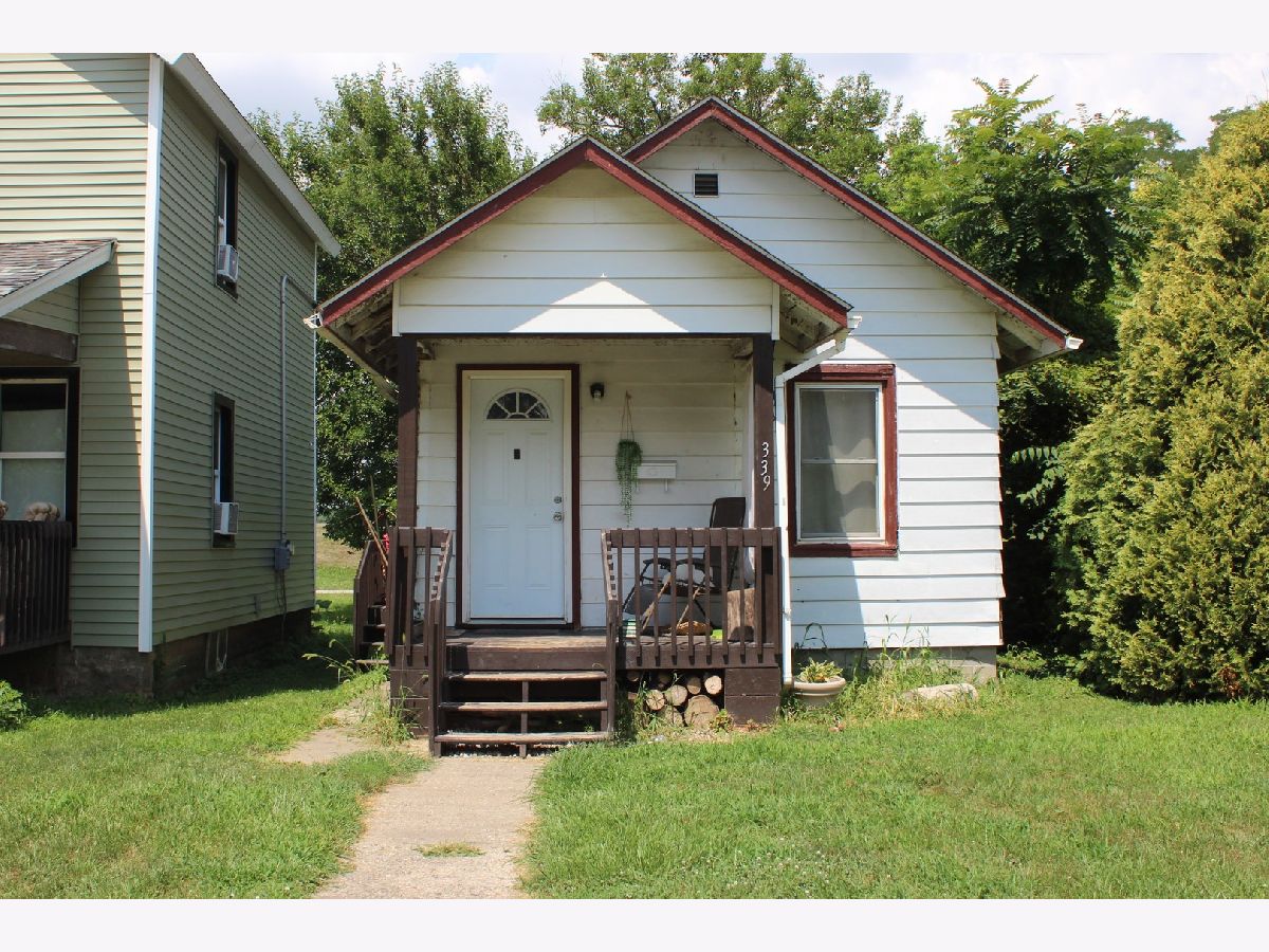  For Sale East Moline Illinois, 339 12th Street