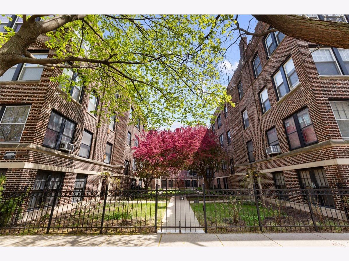  Rented Chicago Illinois, 5331 Cornell