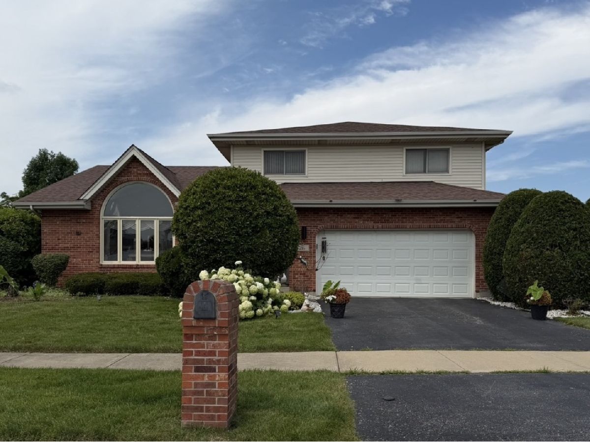  For Sale Matteson Illinois, 216 Highland Road