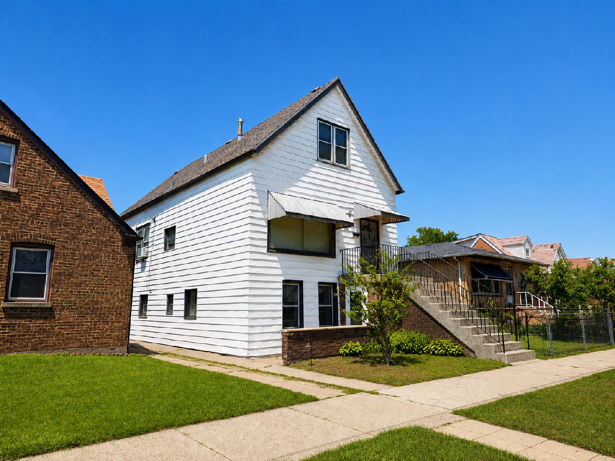  For Sale Chicago Illinois, 11144 Green Bay Avenue