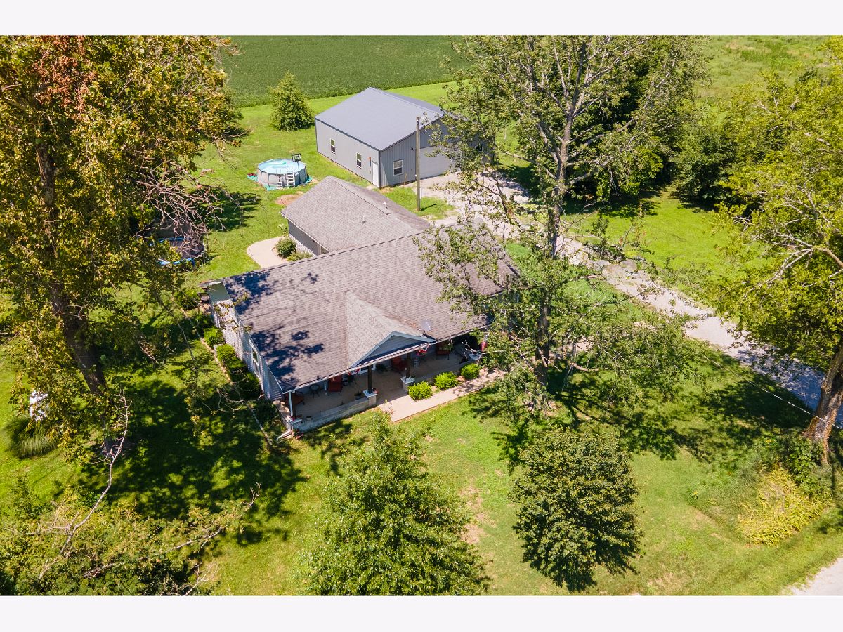  For Sale Thompsonville Illinois, 7701 Green Meadow Road