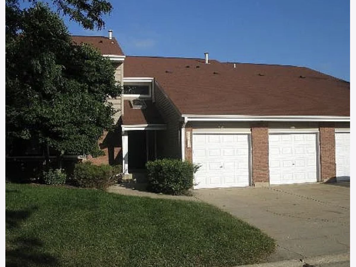  For Rent Buffalo Grove Illinois, 995 Pinetree