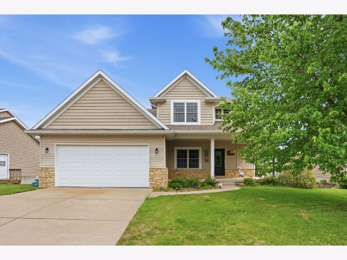  For Sale Leclaire Iowa, 1101 Wild West Drive
