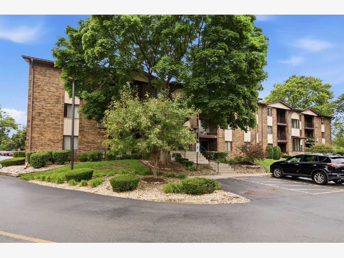  For Rent Crestwood Illinois, 13913 Laramie