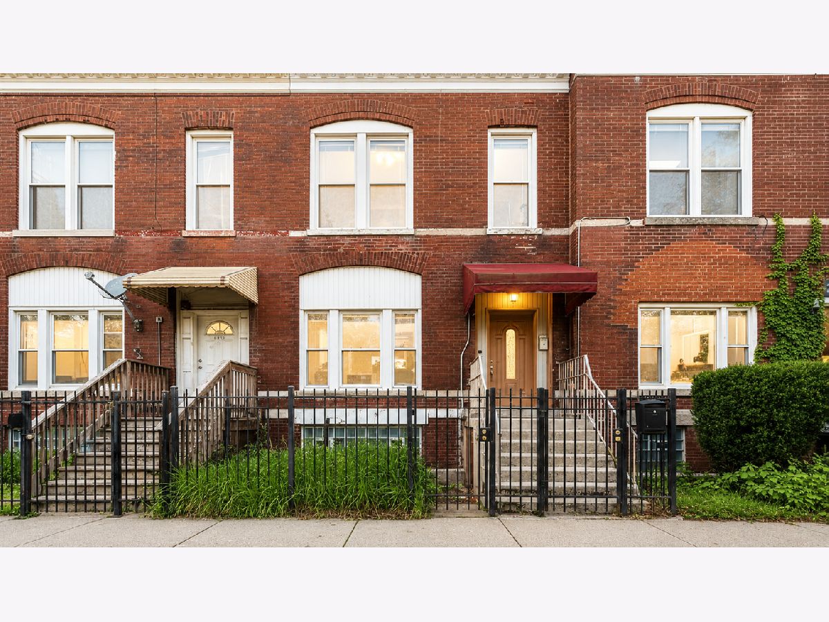  For Sale Chicago Illinois, 2626 Wilcox Street