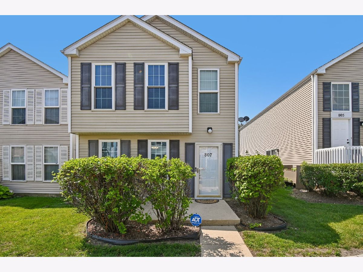 Homes & Townhomes & Condos For Sale Hometown Aurora Illinois, 807 Serendipity Drive