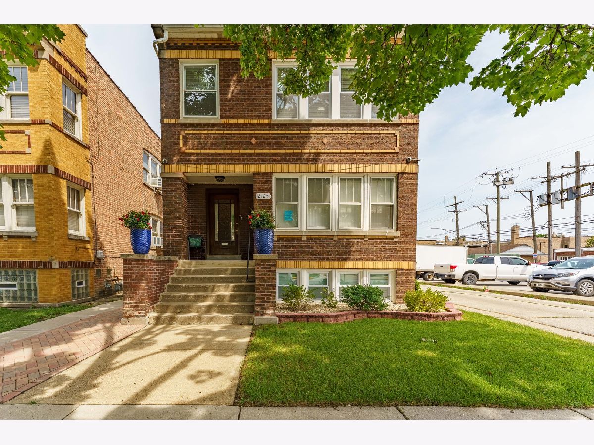  For Rent Berwyn Illinois, 2125 Wesley