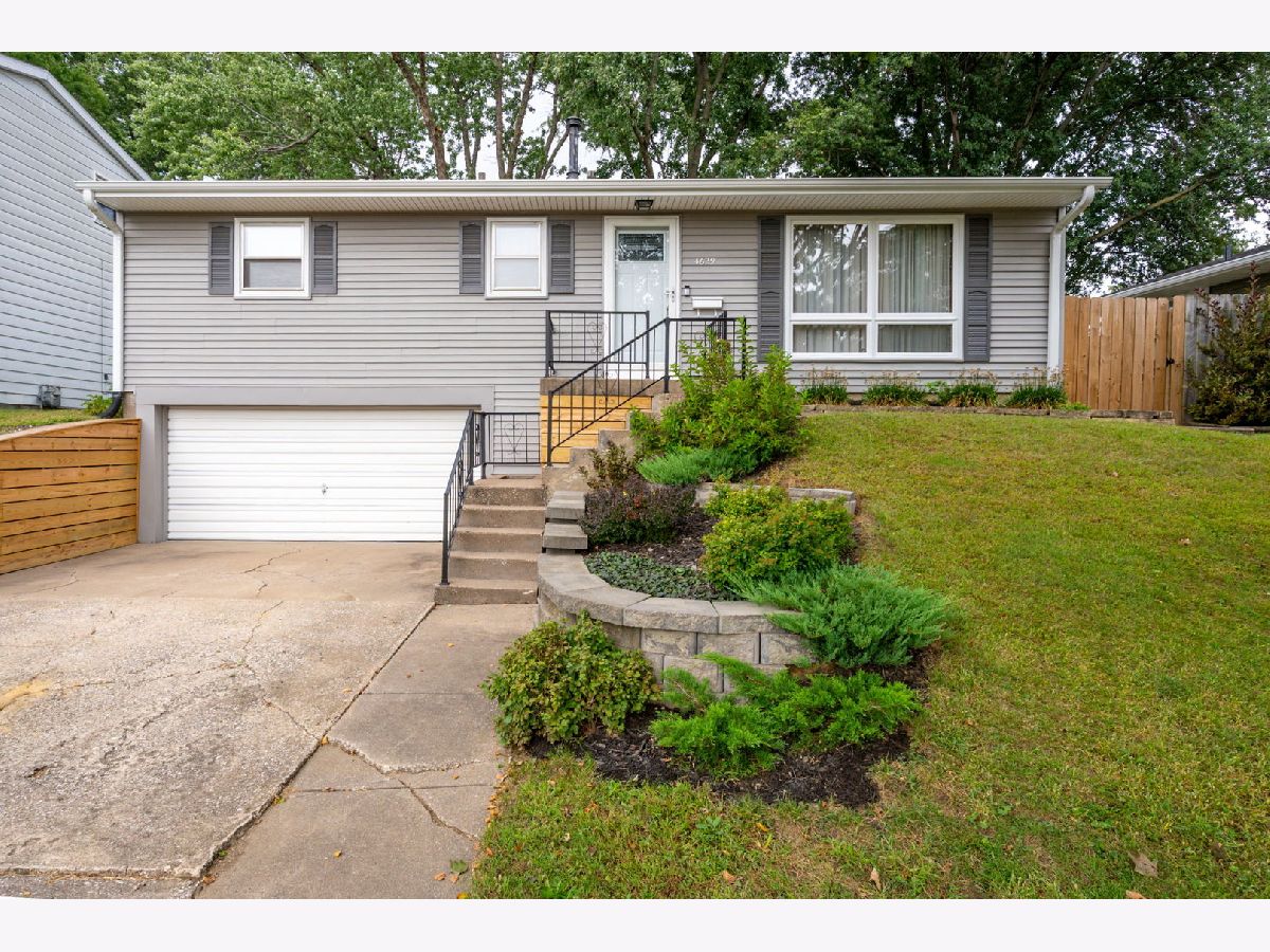Homes For Sale Don Bealers Moline Illinois, 4629 11th Avenue D