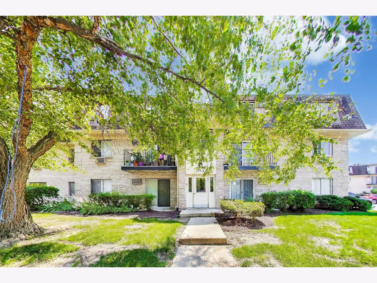  For Sale Glendale Heights Illinois, 234 Shorewood Drive