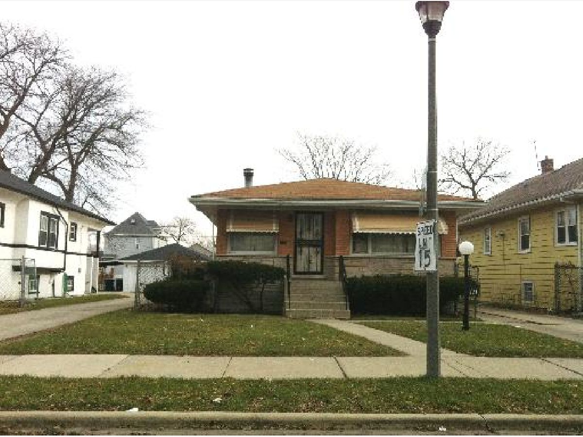 For Sale Maywood Illinois, 121 18th Avenue