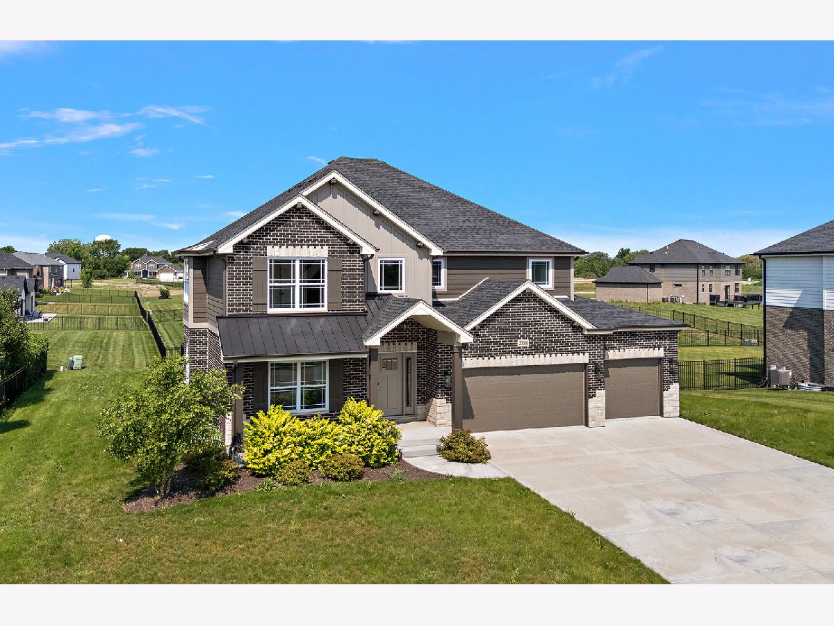 Homes For Sale Crystal Brook Frankfort Illinois, 23070 Hankins Court