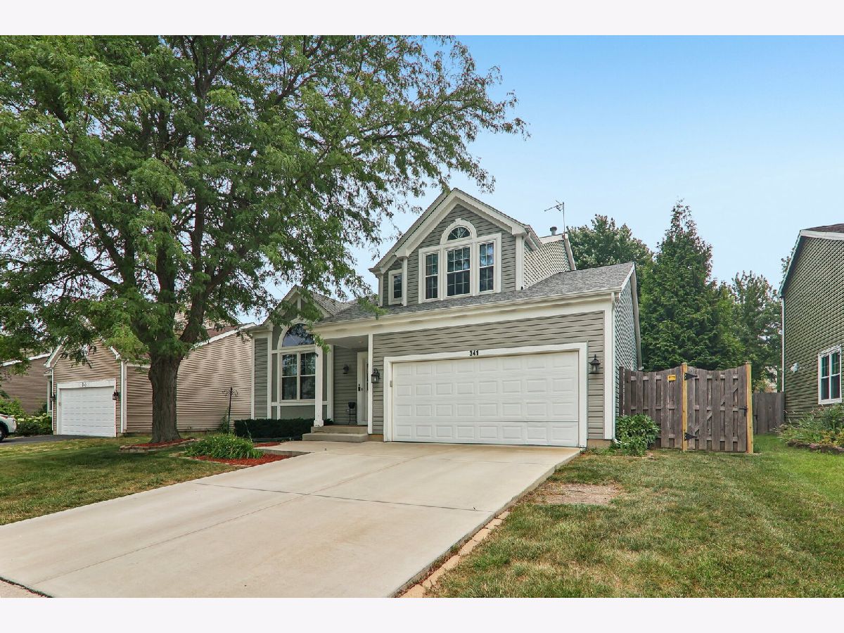  For Sale Grayslake Illinois, 341 Dorchester Lane