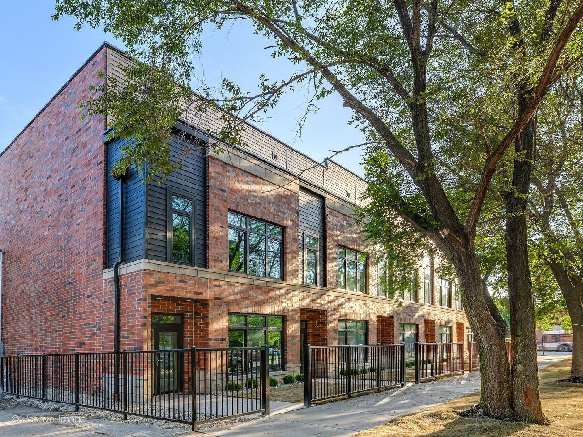  Rented Chicago Illinois, 2347 Morse