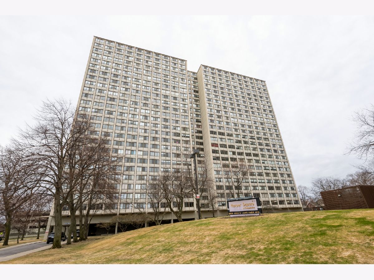  For Sale Chicago Illinois, 4850 Lake Park Avenue