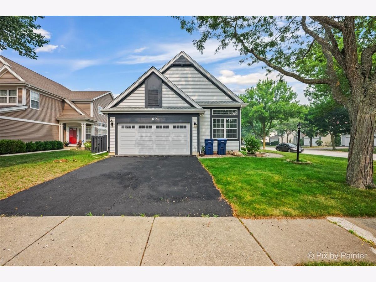  For Rent Gurnee Illinois, 1601 Newgate