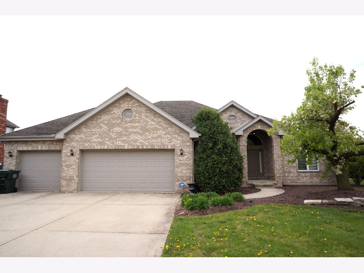  For Rent Frankfort Illinois, 8566 Huckins