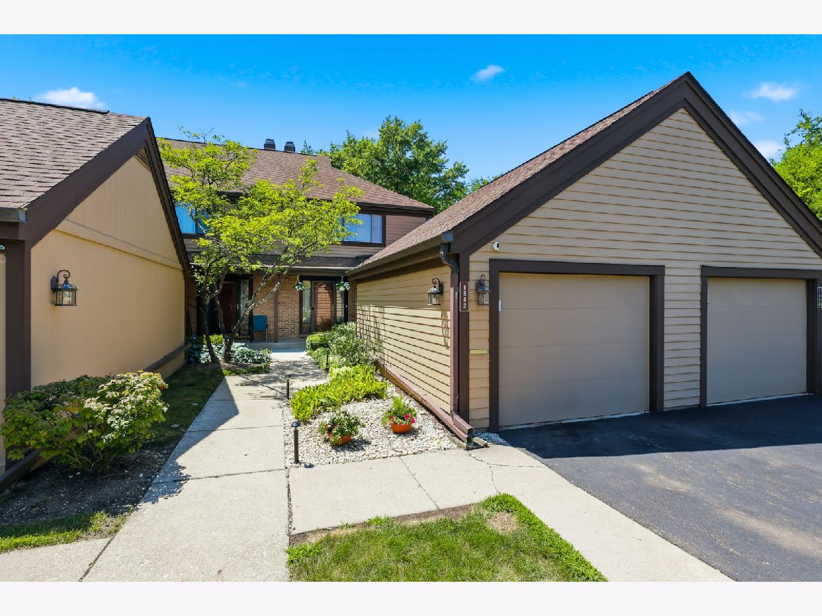  For Rent Buffalo Grove Illinois, 1542 Anderson