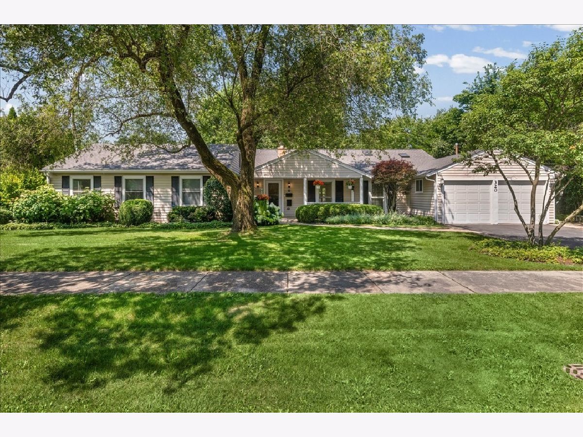  For Sale Northfield Illinois, 320 Thackeray Lane
