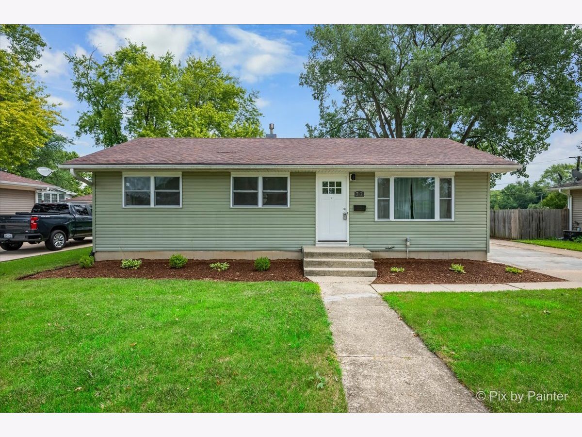 Homes For Sale Heathercrest Aurora Illinois, 763 Westgate Drive