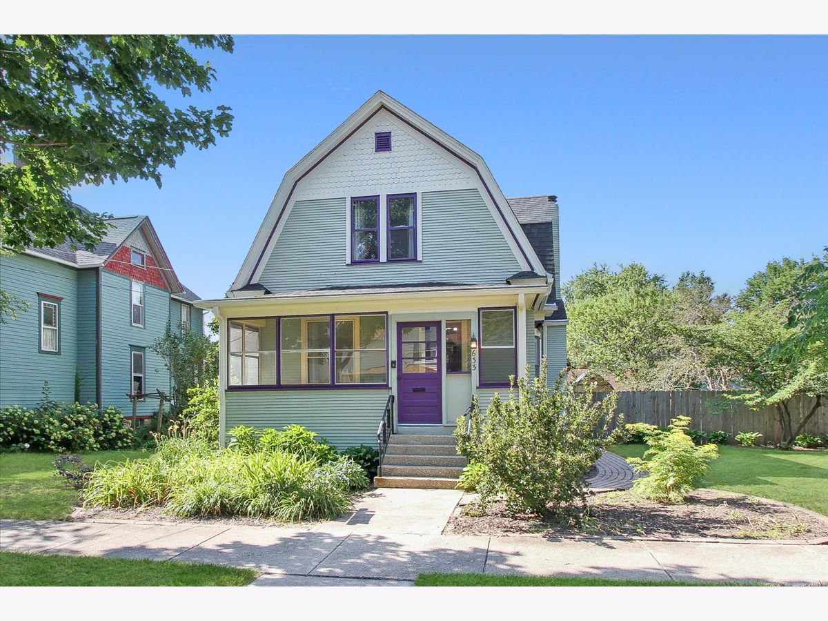  For Sale Elgin Illinois, 633 Lillie Street