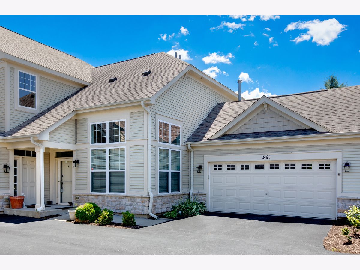  For Sale Aurora Illinois, 1861 Foxridge Court
