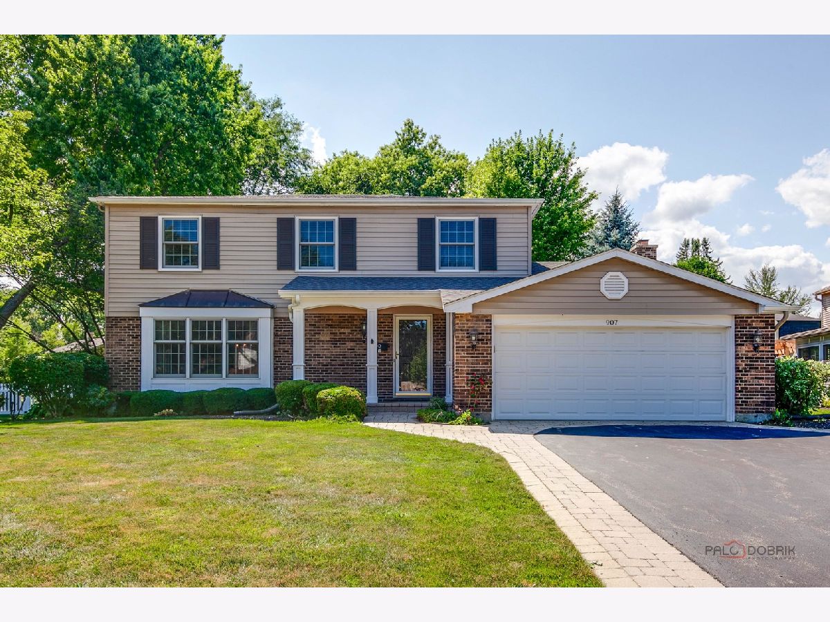  For Sale Libertyville Illinois, 907 Dawes Street