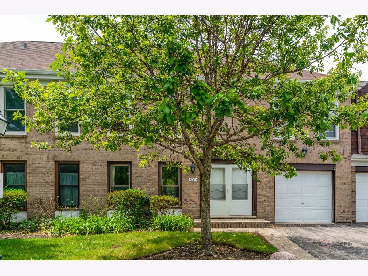  For Sale Libertyville Illinois, 805 Garfield Avenue