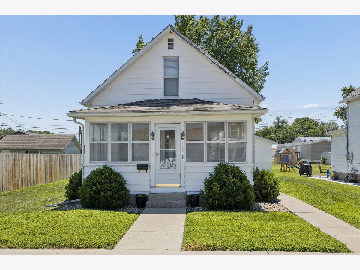  For Sale Fulton Illinois, 714 19th Avenue