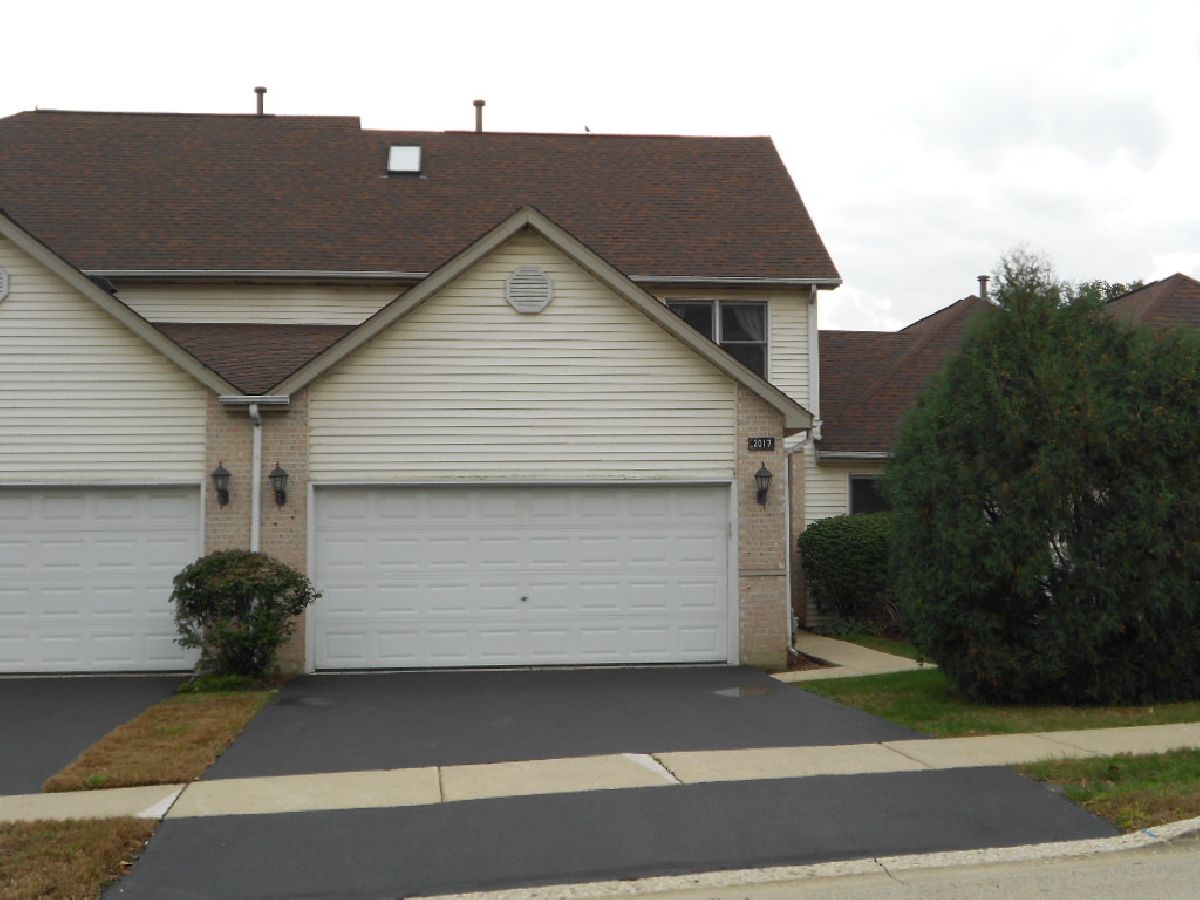Townhomes & Condos Rented Wildwood Cove St Charles Illinois, 2017 Thornwood