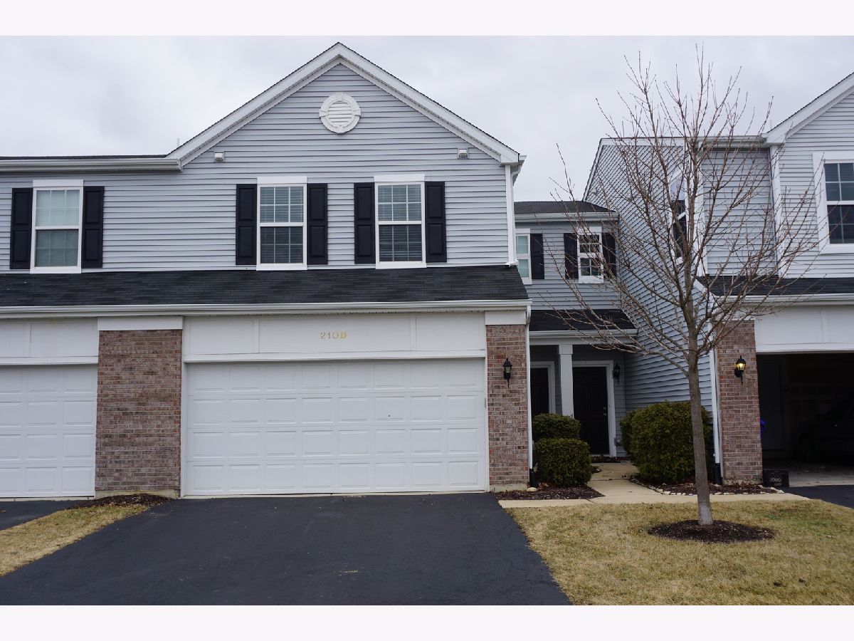  For Rent Yorkville Illinois, 210 Portage