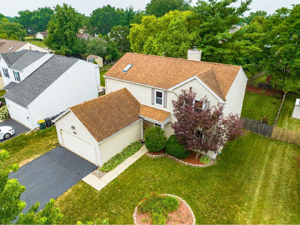  For Sale Carol Stream Illinois, 1324 Nantucket Court