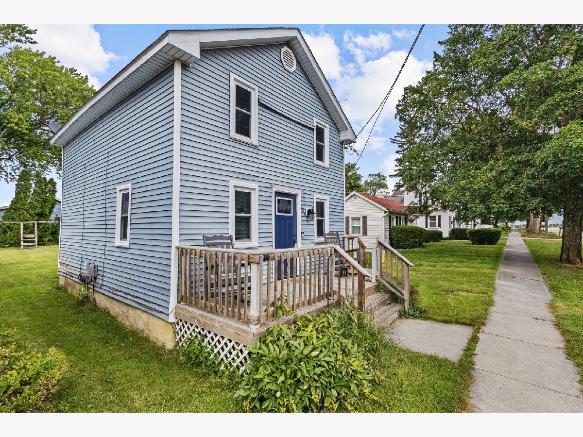  For Sale Grant Park Illinois, 207 Taylor Street