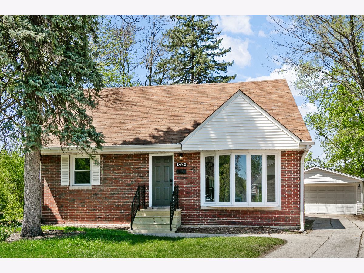  For Sale Homewood Illinois, 18600 Golfview Avenue
