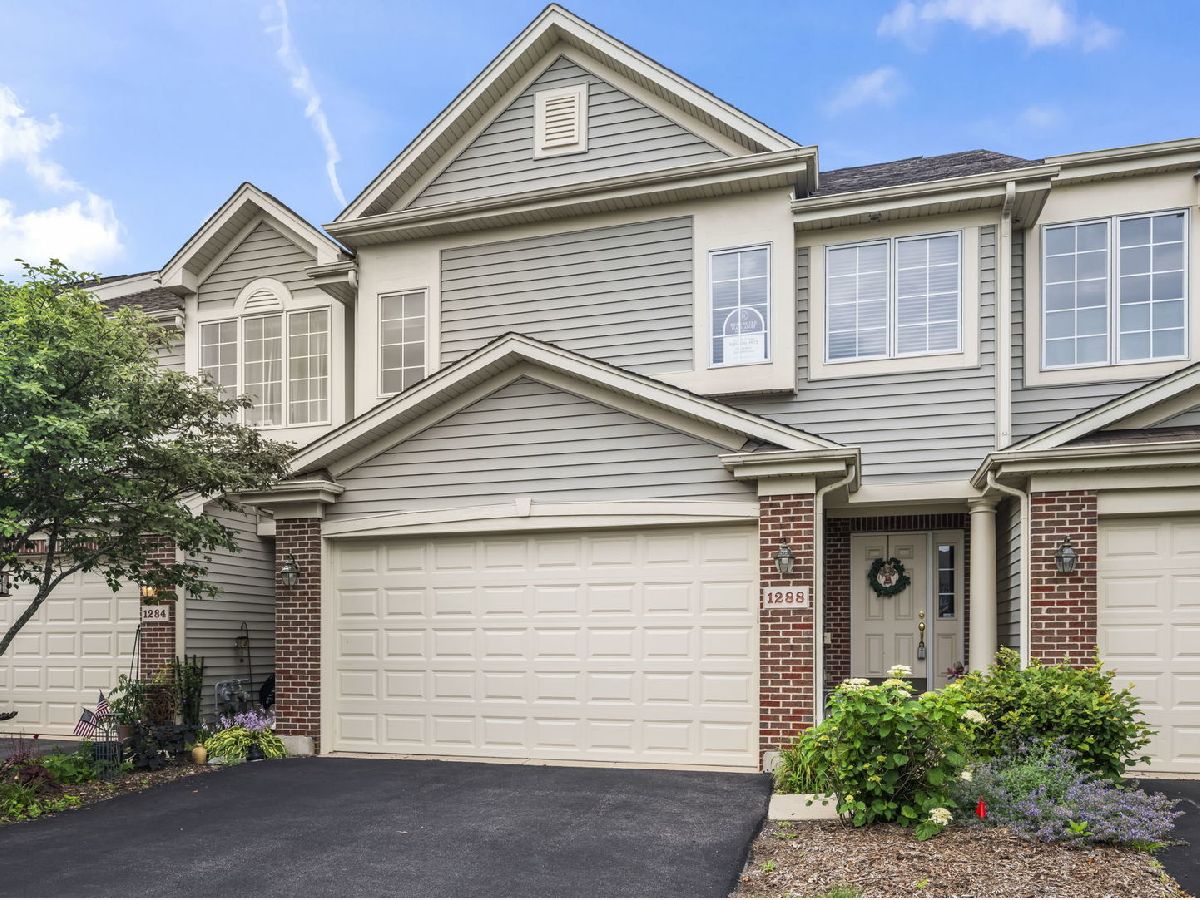  For Sale Cary Illinois, 1288 Westlake Drive
