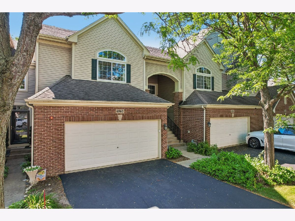  For Sale Hoffman Estates Illinois, 6064 Delaney Drive