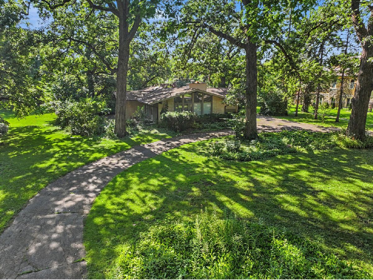  For Sale Rolling Meadows Illinois, 3001 Brockway Street